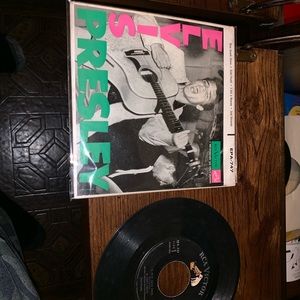 Elvis Presley ep record